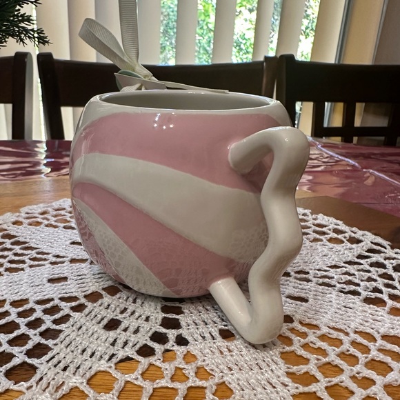 ceramic “JOLLY” candy shaped coffee mug - Picture 6 of 10